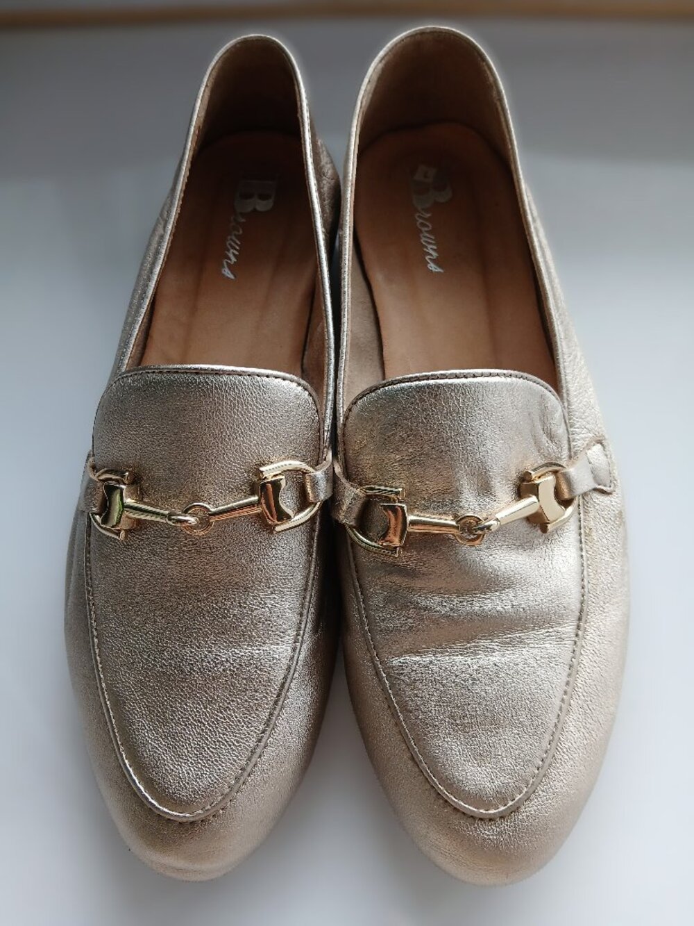 "Browns Shoes" Gold Leather Women's Loafers Size 7